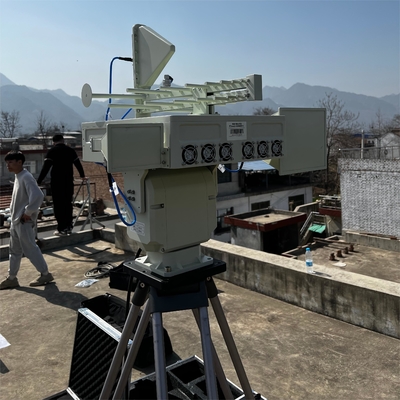 Radar di difesa aerea in 2D e apparecchiature di identificazione e posizionamento UAV