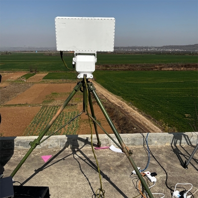 LT-Ku07 RADAR DI AVVERTENZA A BAJA ALTITUDE + LT-D6 TARGET INTELLIGENTE LINKage TRACKING MULTI SPECTTRAL OPTOELECTRONICS (facoltativo)